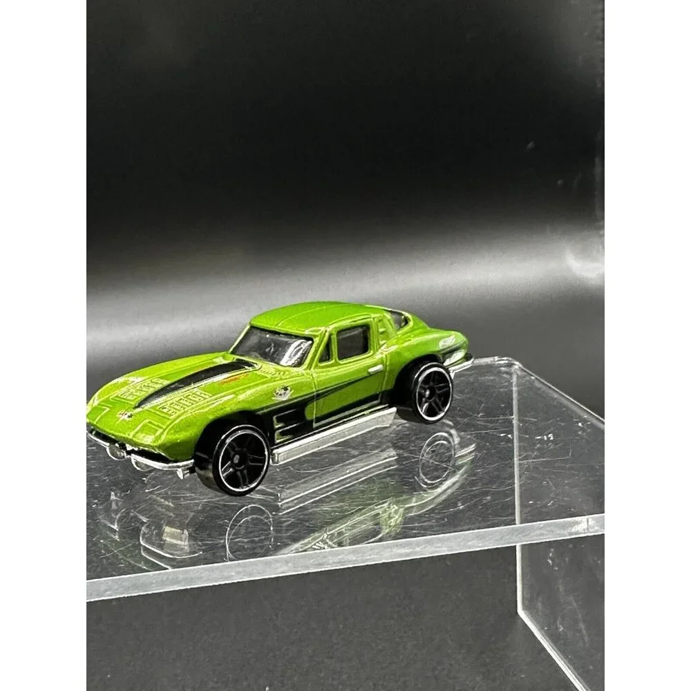 1979 Mattel Hot Wheels 63 Corvette Stingray Metallic Green Black No Side Windows
